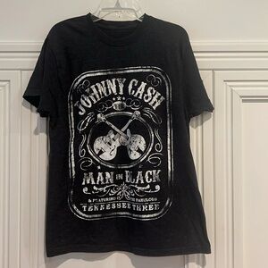 Johnny Cash Man in Black Tee Gray Short Sleeve Size M